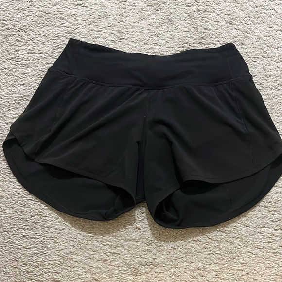 lululemon athletica Pants - Black Lululemon Speed Up Mid-Rise Lined Short 4inches, Size 4